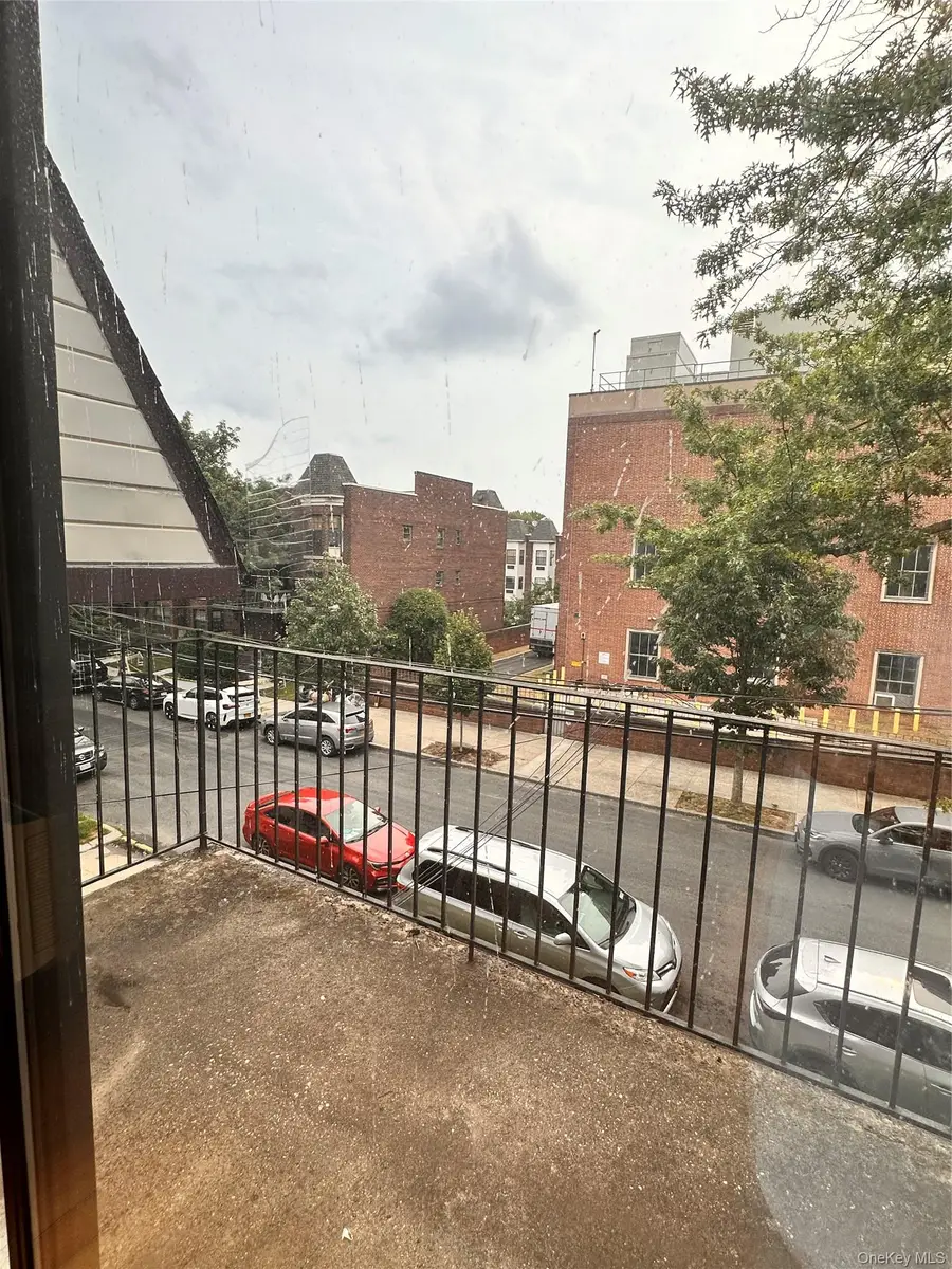 71-34 163rd Street #3, Fresh Meadows, NY 11365 - #3
