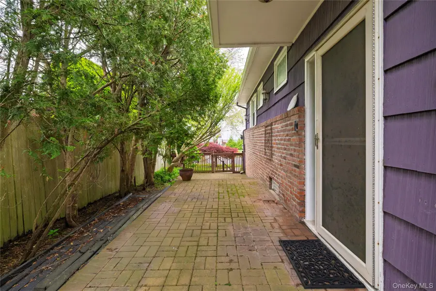 159 W Olive Street, Long Beach, NY 11561 - #2