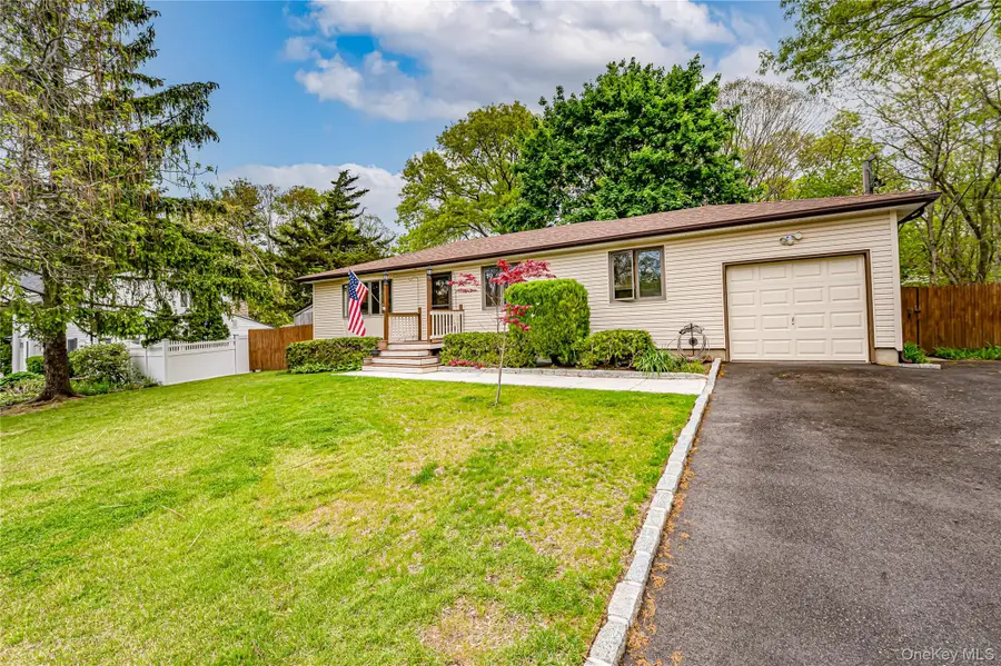 9 Beach Avenue, Port Jefferson Station, NY 11776 - #3
