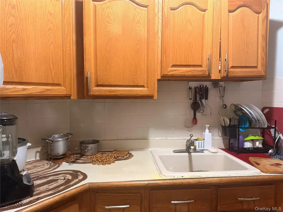 9 Metropolitan Oval #7G, Bronx, NY 10462 - #3