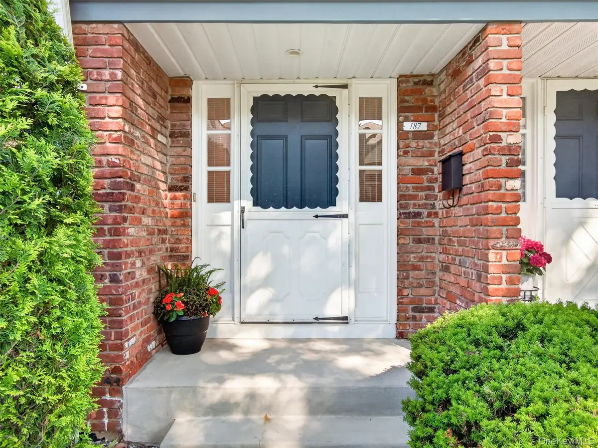 187 Doxbury Lane, Suffern, NY 10901 - #1