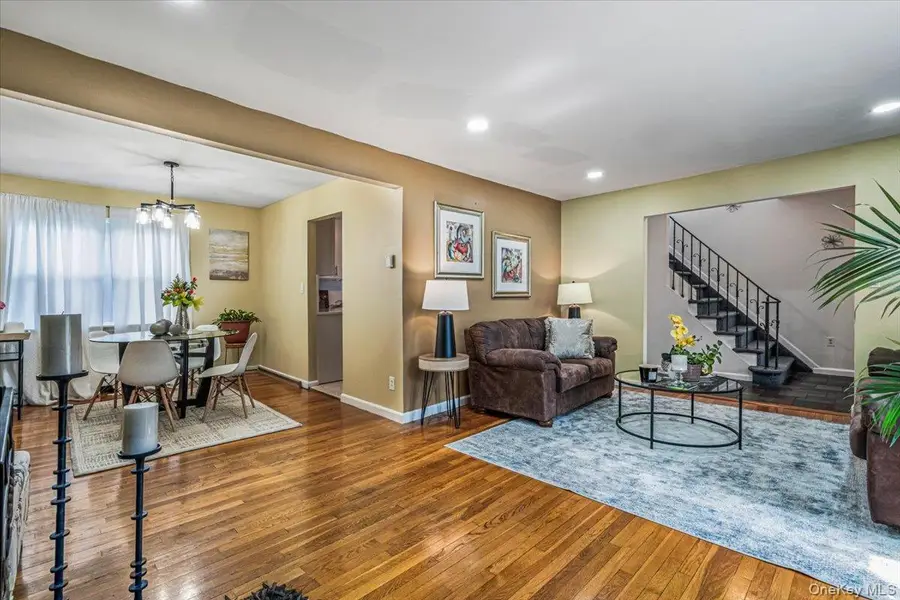 1060 Park Avenue, Huntington, NY 11743 - #2
