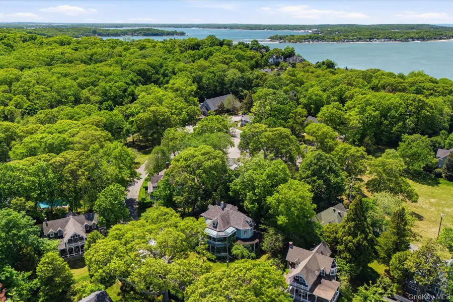 5 Spring Garden Avenue, Shelter Island Heights, NY 11965 - #2
