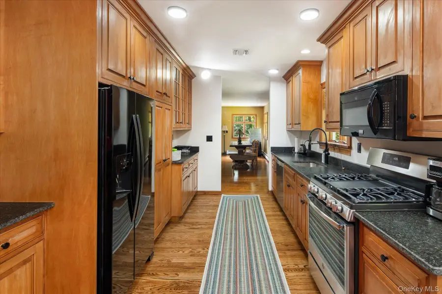 284 Germonds Road, West Nyack, NY 10994 - #2