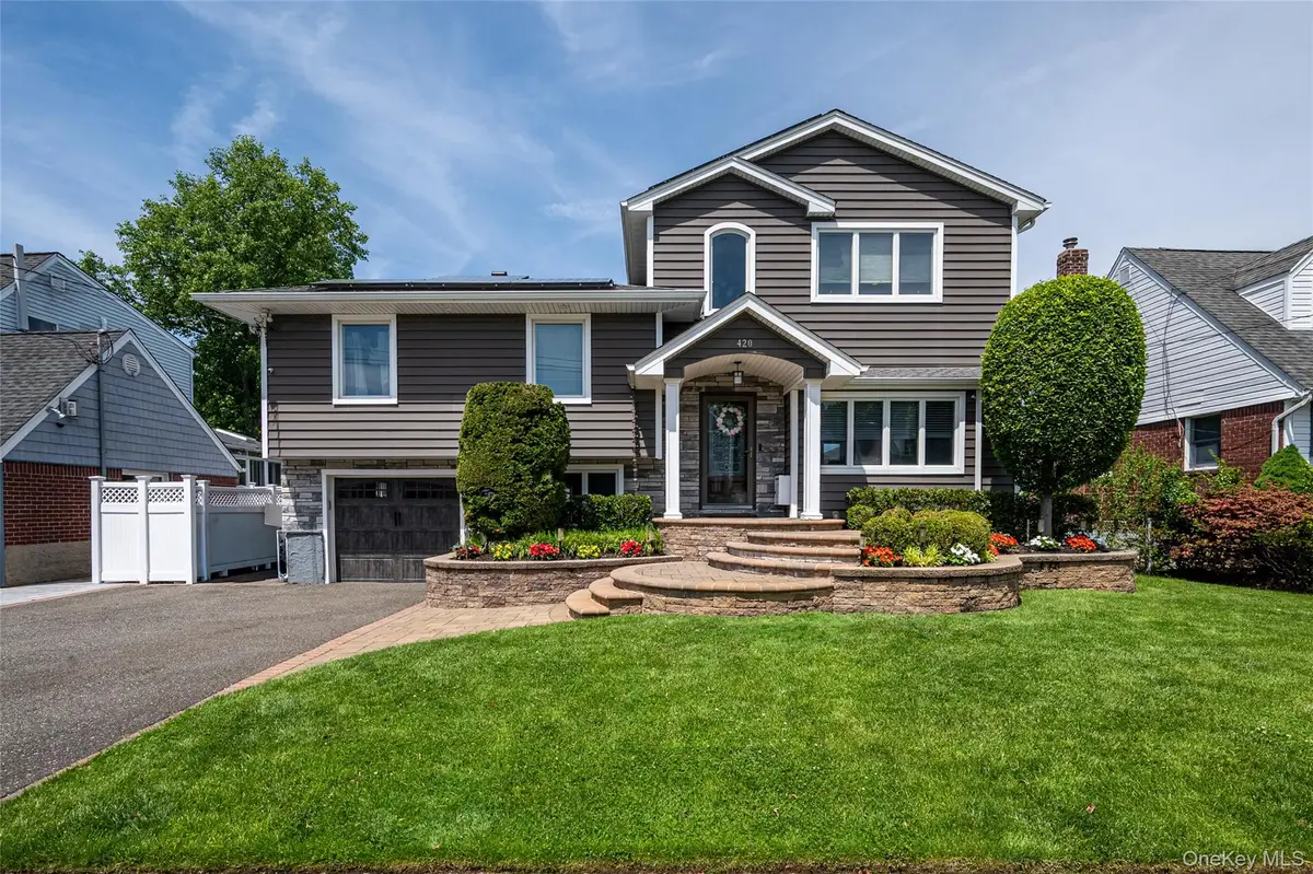 420 Philadelphia Avenue, Massapequa Park, NY 11762 - #1