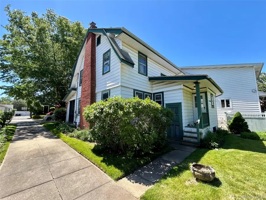 45 Berry Street, Lynbrook, NY 11563 - #3