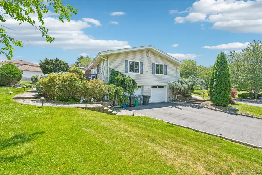 19 S Cranford Road, Bardonia, NY 10954 - #3