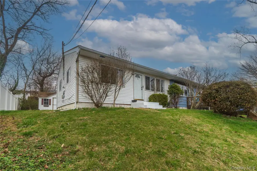 43 Lafayette Drive, New Windsor, NY 12553 - #2