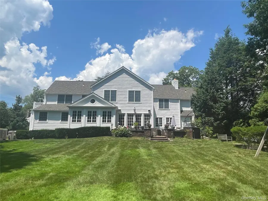 27 Bradford Road, Scarsdale, NY 10583 - #3