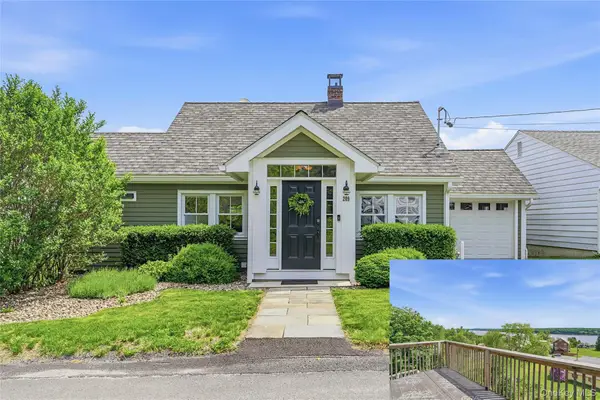 209 Sackett Street, Port Ewen, NY 12466