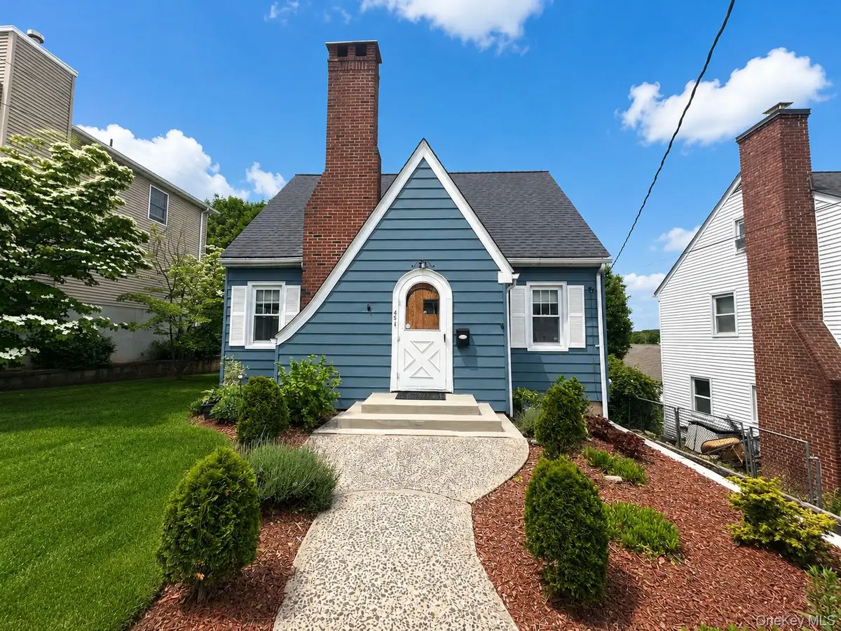 45 Mt Morris Avenue, White Plains, NY 10604 - #1
