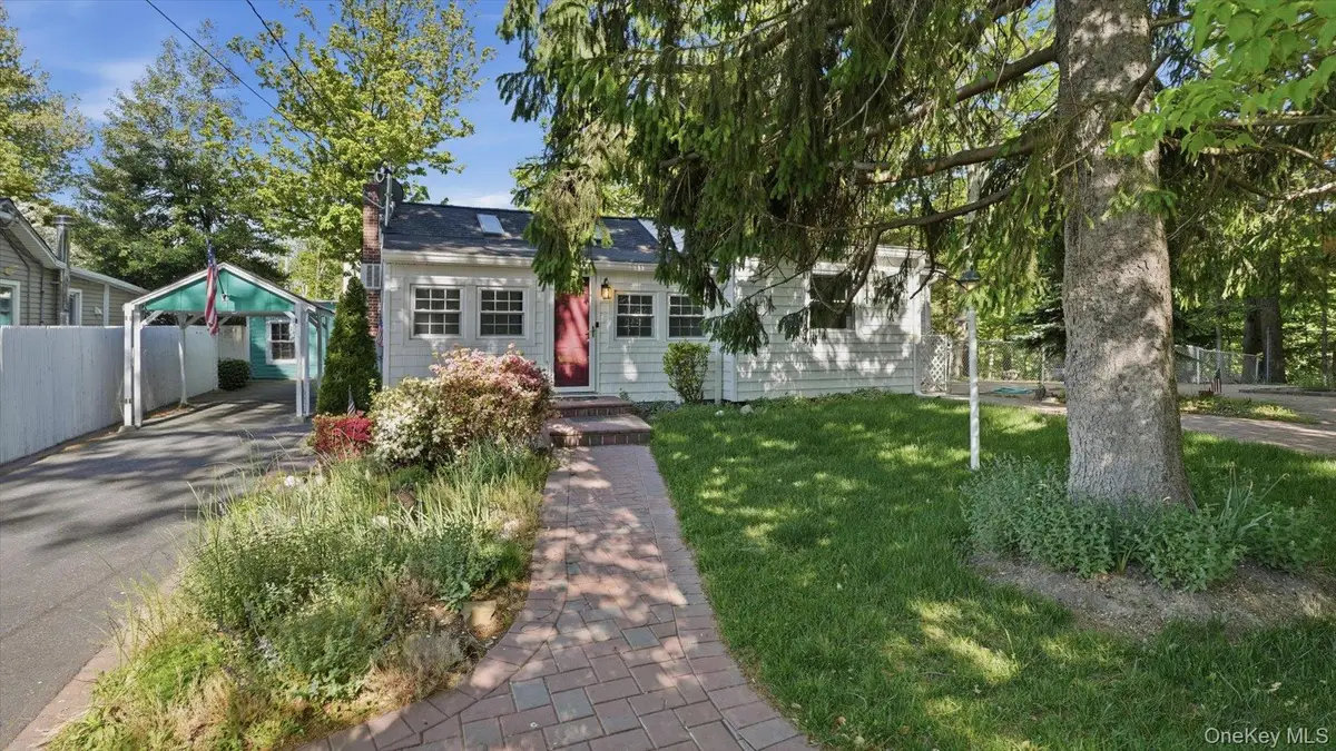 26 Florida Road, Rocky Point, NY 11778 - #1