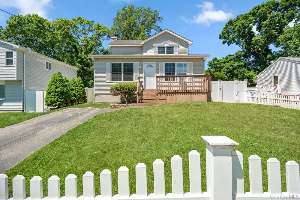 16 Gores Drive, Mastic, NY 11950 - #1