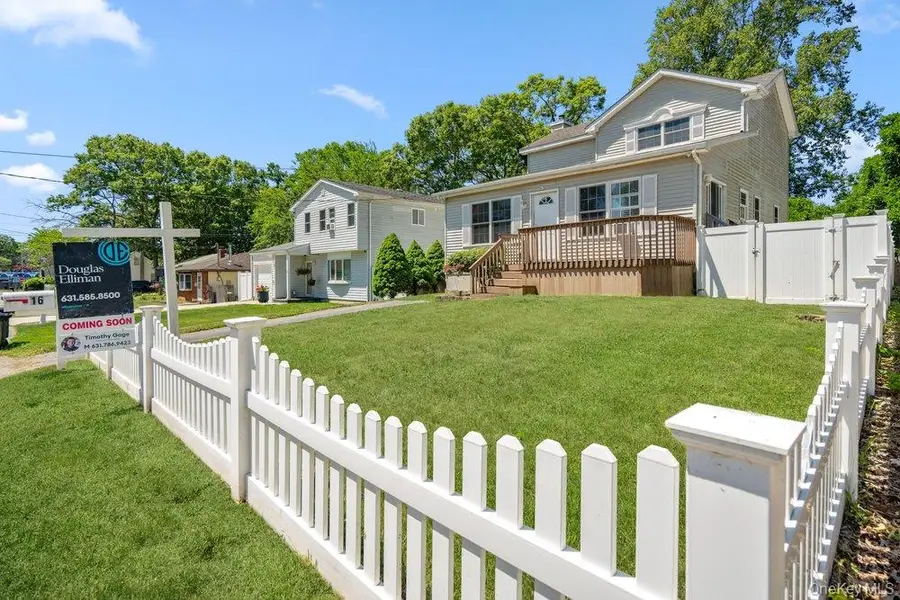 16 Gores Drive, Mastic, NY 11950 - #2