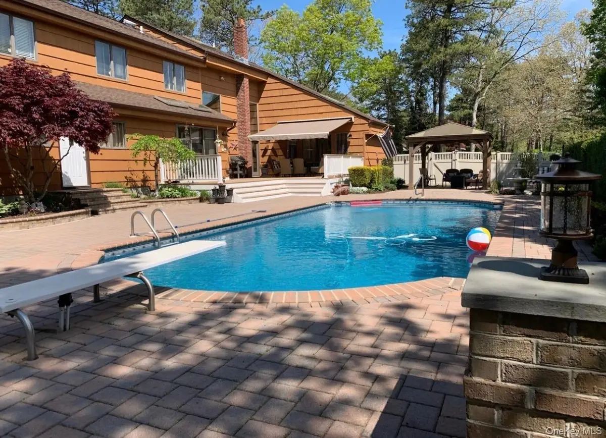 1 Matt Street, Port Jefferson Station, NY 11776 - #1