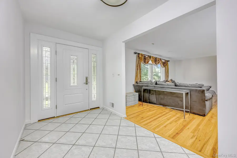 20 Dolphin Road, New City, NY 10956 - #3