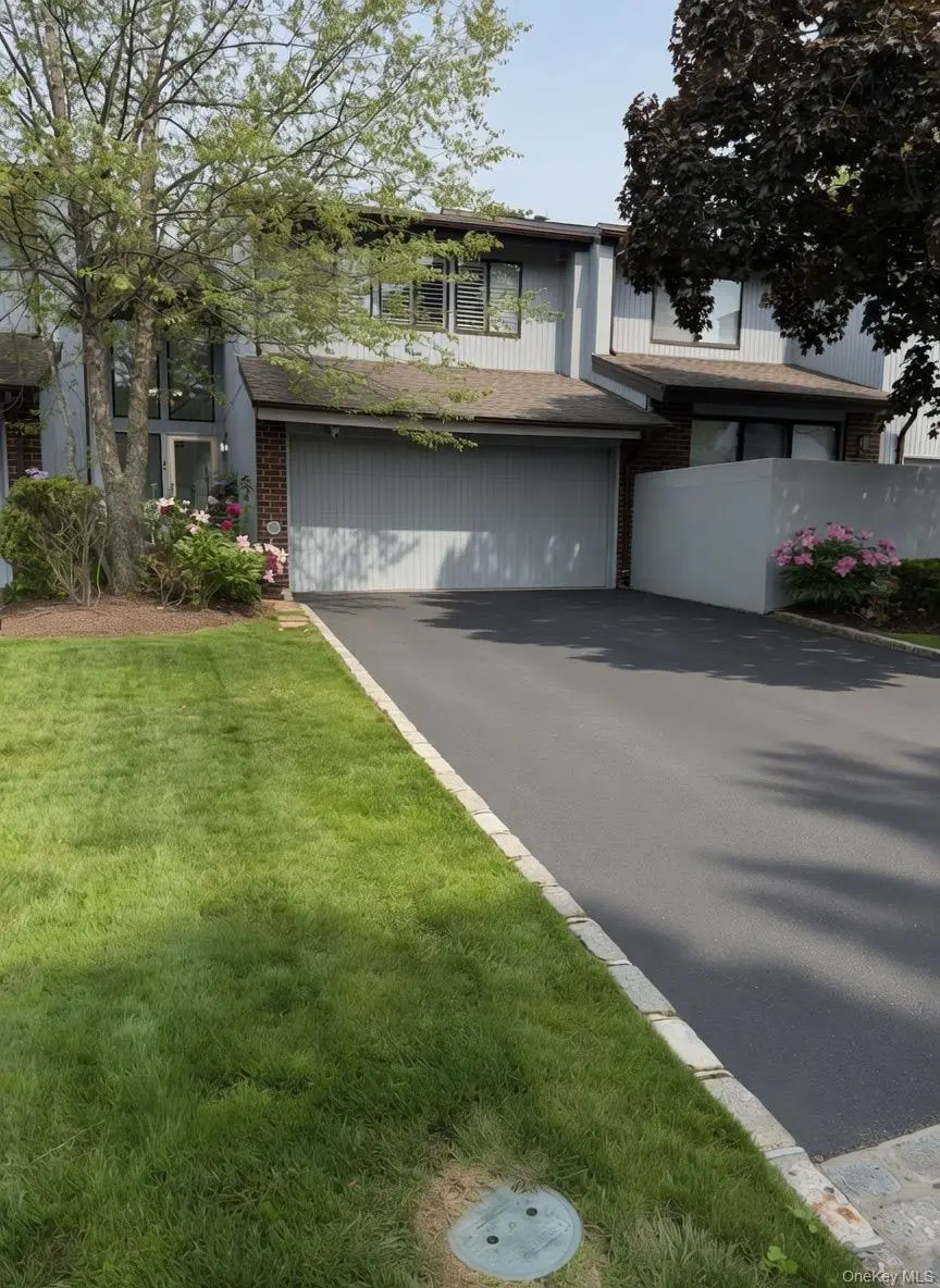83 Foxwood Drive, Jericho, NY 11753 - #1