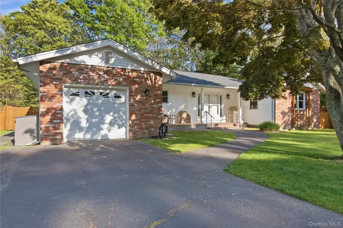 157 Belleview Avenue, Center Moriches, NY 11934 - #1