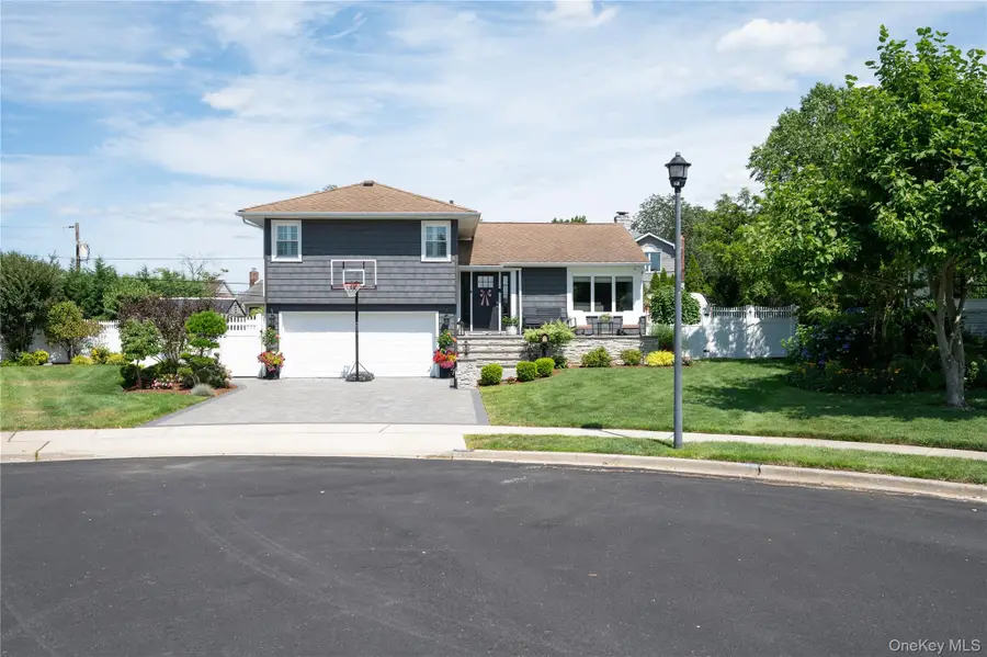 3765 Lynn Lane, Wantagh, NY 11793 - #2