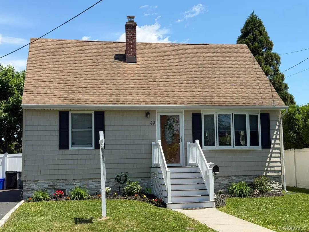 49 Mortimer Avenue, Babylon, NY 11702 - #1