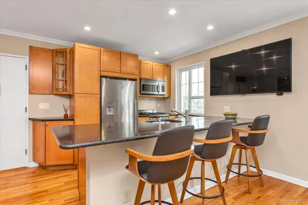 441 W Main Street #3B, Huntington, NY 11743