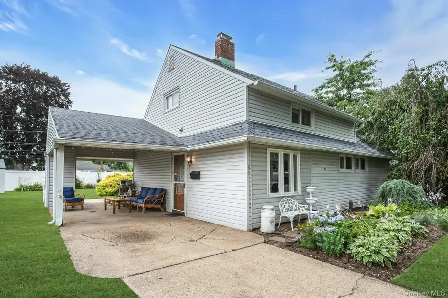 53 Elves Lane, Levittown, NY 11756 - #3
