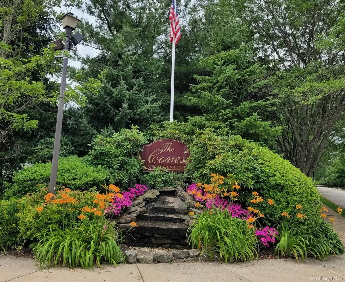 27 Morley Circle, Melville, NY 11747 - #1