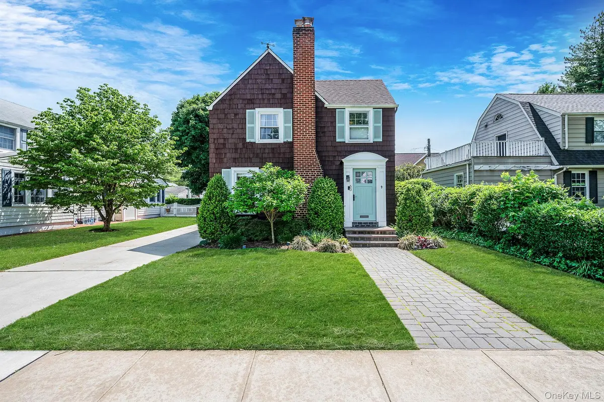 53 Jefferson Street, Garden City, NY 11530 - #1