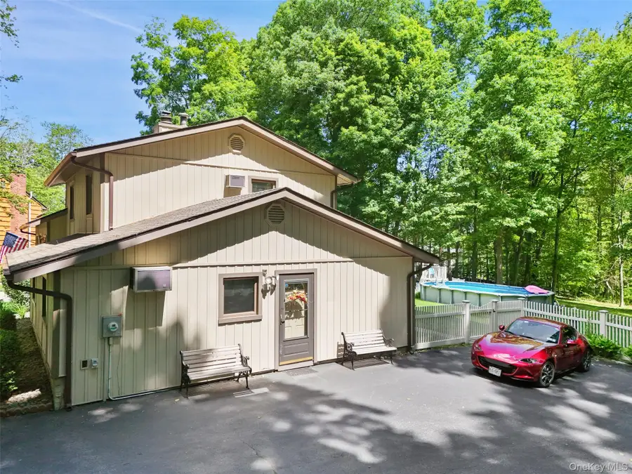 90 Timberlane Court, Yorktown Heights, NY 10598 - #2