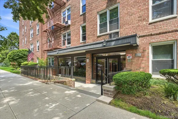 68-15 Selfridge Street #4F, Forest Hills, NY 11375