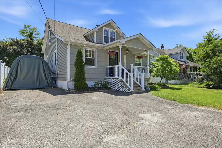 234 Islip Boulevard, Islip Terrace, NY 11752 - #2