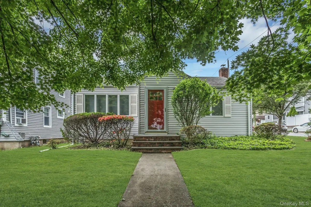 1 Coles, Glen Cove, NY 11542 - #1