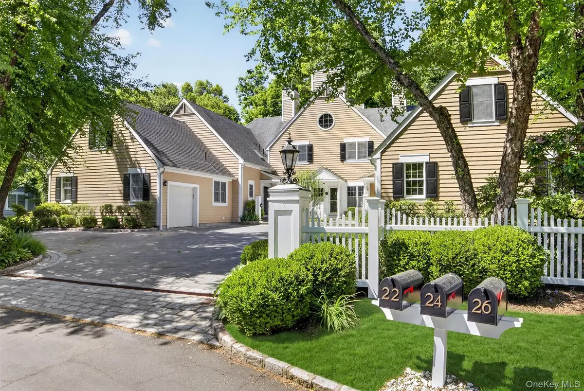26 Wyndham Close, White Plains, NY 10605 - #1