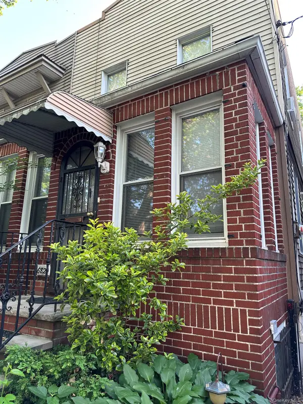 68-20 65th Street, Ridgewood, NY 11385
