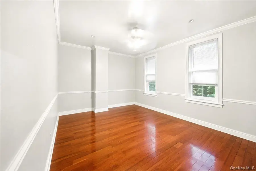 9 Hyatt Avenue, Yonkers, NY 10704 - #2