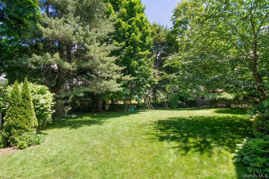 162 Ellison Avenue, Bronxville, NY 10708 - #3