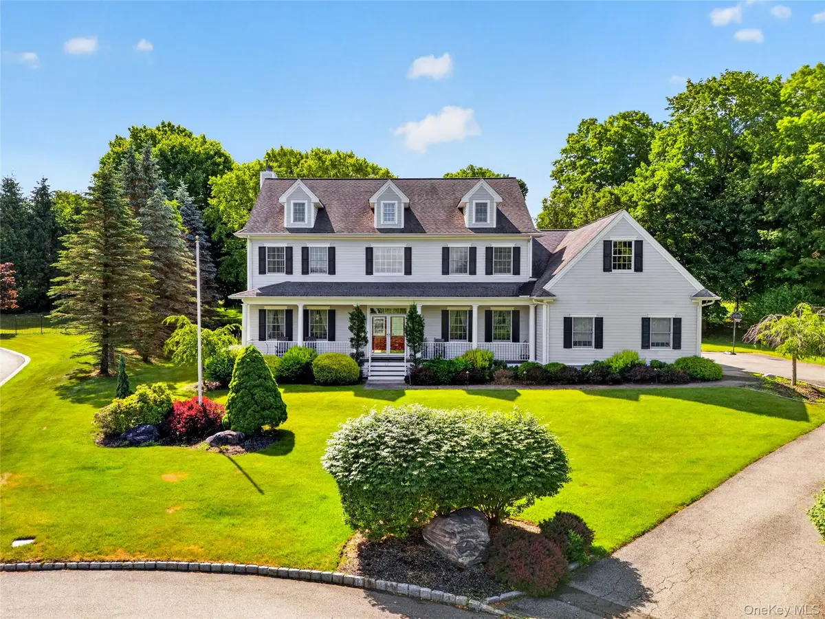 12 Meadowview Lane, Carmel, NY 10512 - #1