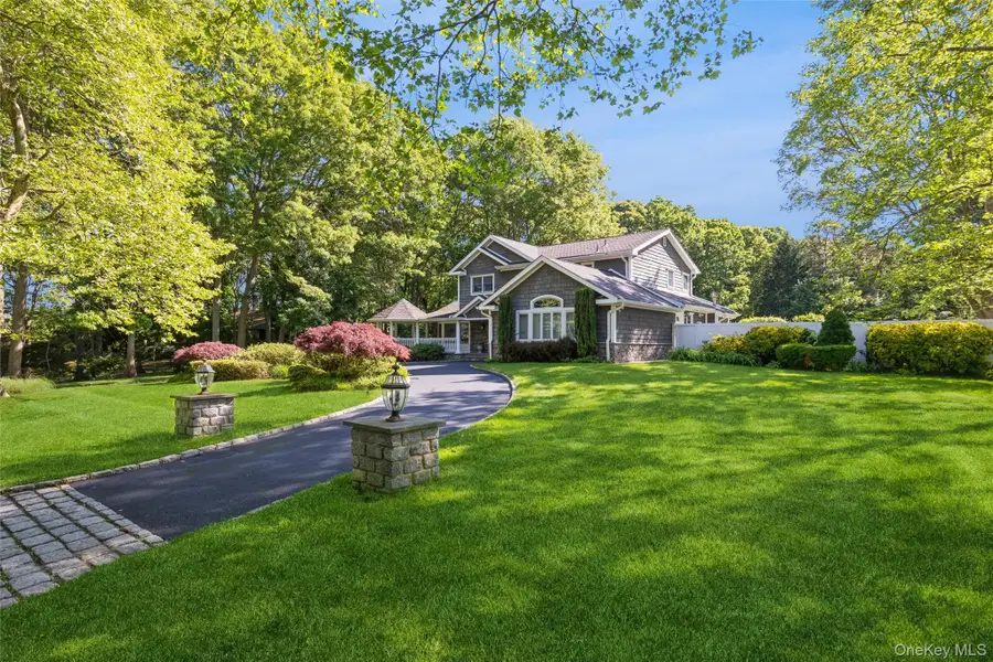 5 Blossom Street, Dix Hills, NY 11746 - #3