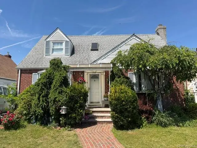 231 Dorchester Road, Garden City, NY 11530 - #1