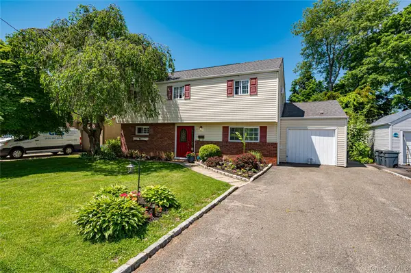 533 5th Street, East Northport, NY 11731