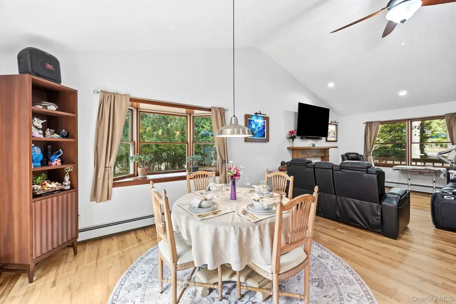 1 Amagansett Drive E, East Hampton, NY 11937 - #3