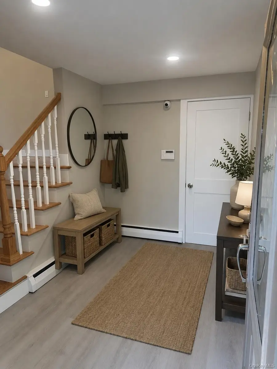 11 Royal Oak Drive, Huntington, NY 11743 - #2