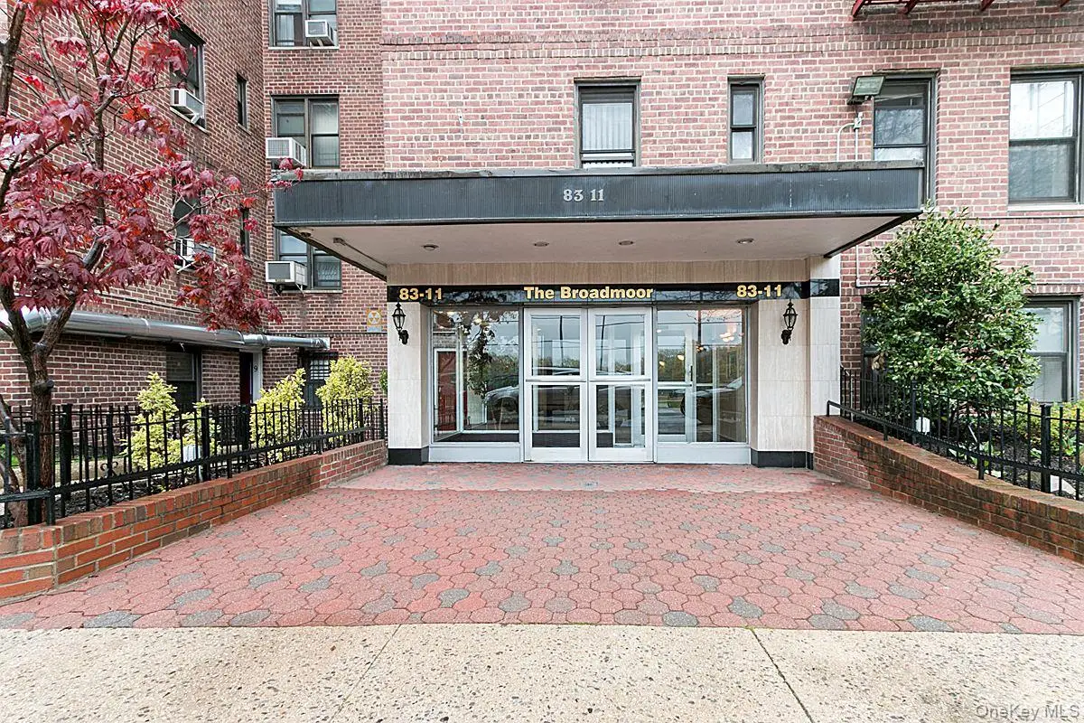 83-11 139 Street #4G, Briarwood, NY 11435 - #1