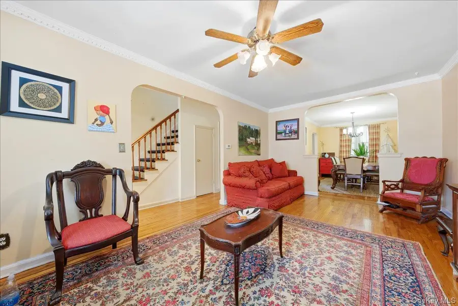4425 Richardson Avenue, Bronx, NY 10470 - #2