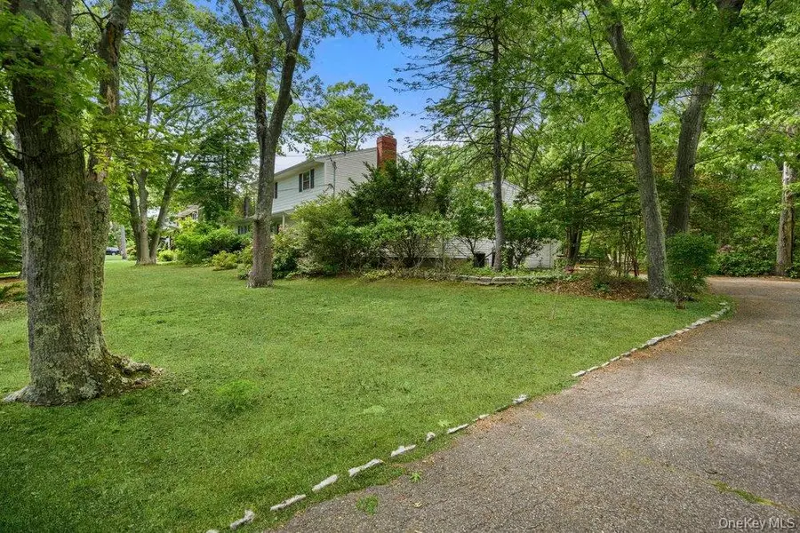 45 Lone Oak Path, Smithtown, NY 11787 - #3