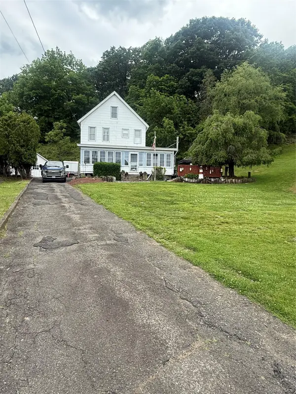 27 Free Hill Road, Tomkins Cove, NY 10986