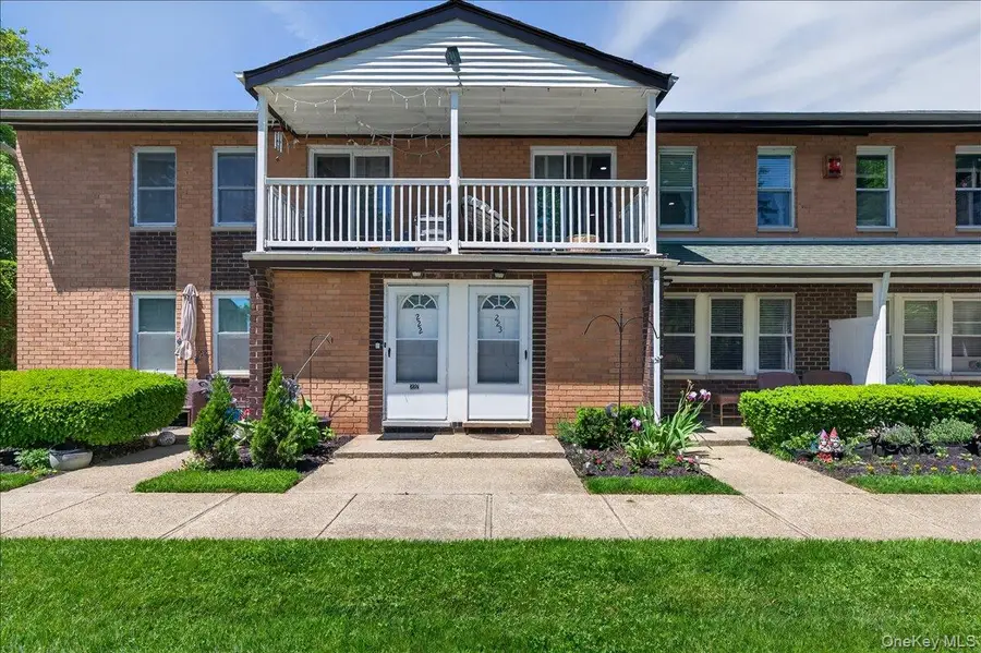 223 Artist Lake Drive, Middle Island, NY 11953 - #2