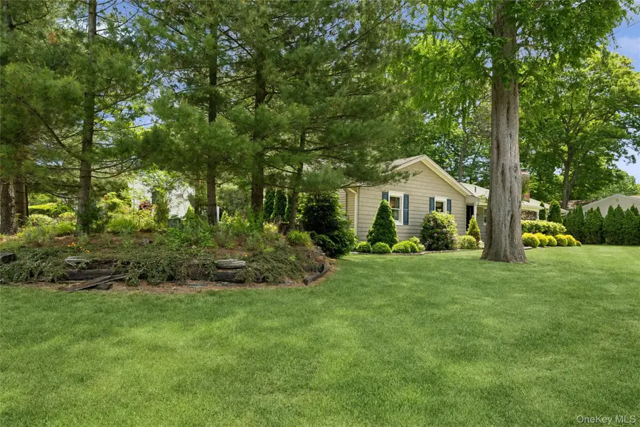 23 Meroke Lane, Rocky Point, NY 11778 - #3