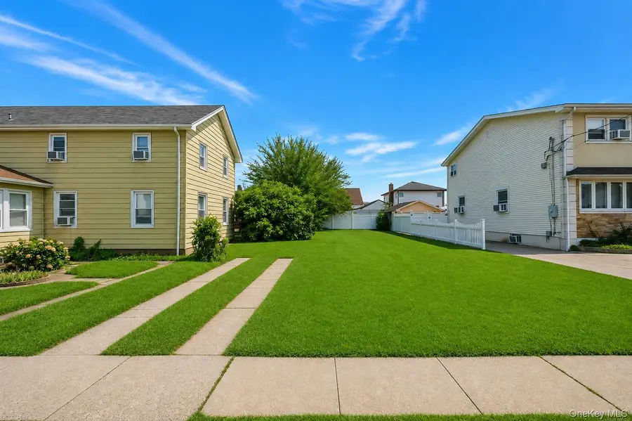 248a Mckinley Parkway, Mineola, NY 11501 - #2