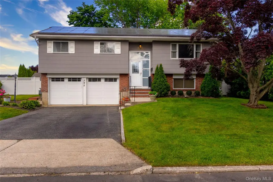 395 Saldane Avenue, North Babylon, NY 11703 - #2